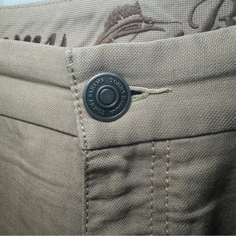 Tommy Bahama Pants Mens 38x33 Khaki Stretch Chino Flat Front Golf Marlin Logo
